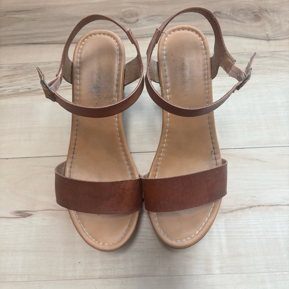 Madden Girl Brown and Black Platform Shoes with Chunky Heel Bundle Size 8.5 - Picture 3 of 12